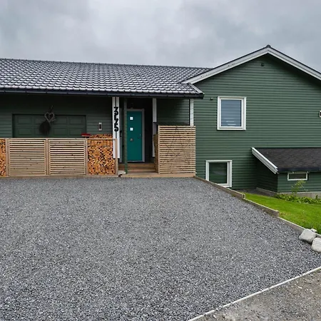 Lofoten House *